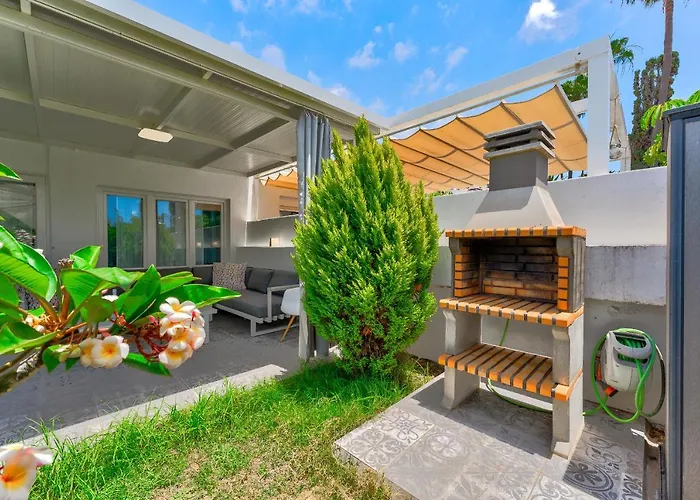 Apartment Beautiful In Island Village