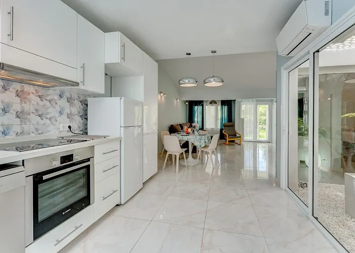 Beautiful In Island Village Appartamento