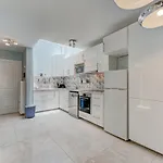 Beautiful In Island Village Apartman *